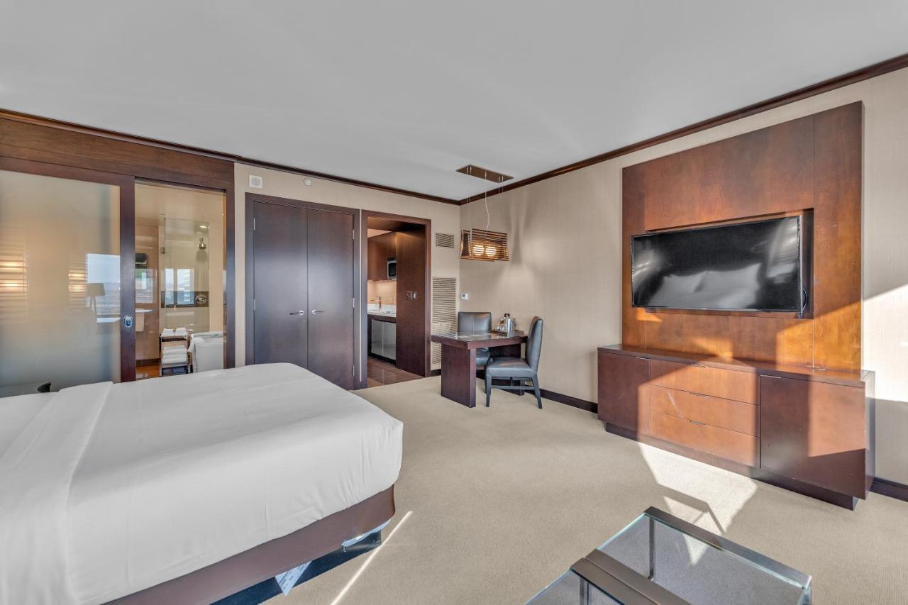 Vdara Studio Suite 011 Pool View Free Valet Parking Las Vegas Bagian luar foto